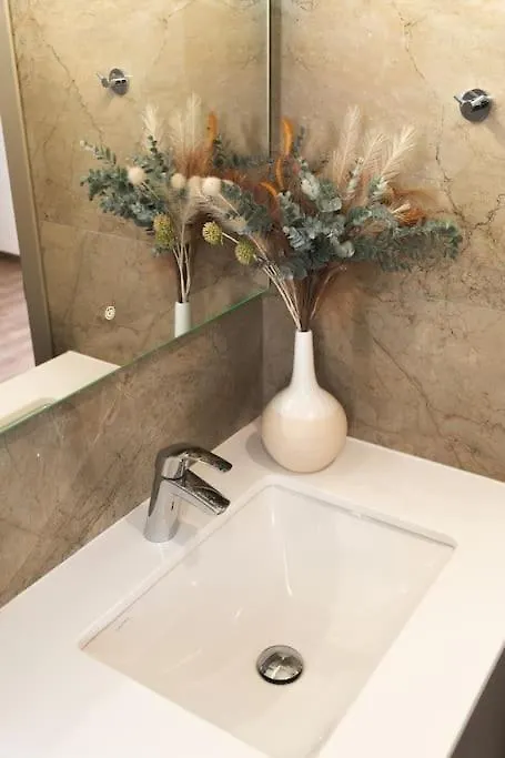 Mackenzie Story 2 Bdr Luxe Flat Apartment Larnaca 0*,